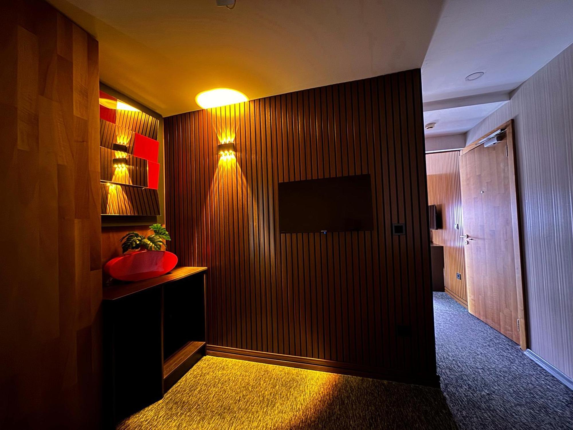 Black Art Otel Istanbul Eksteriør bilde